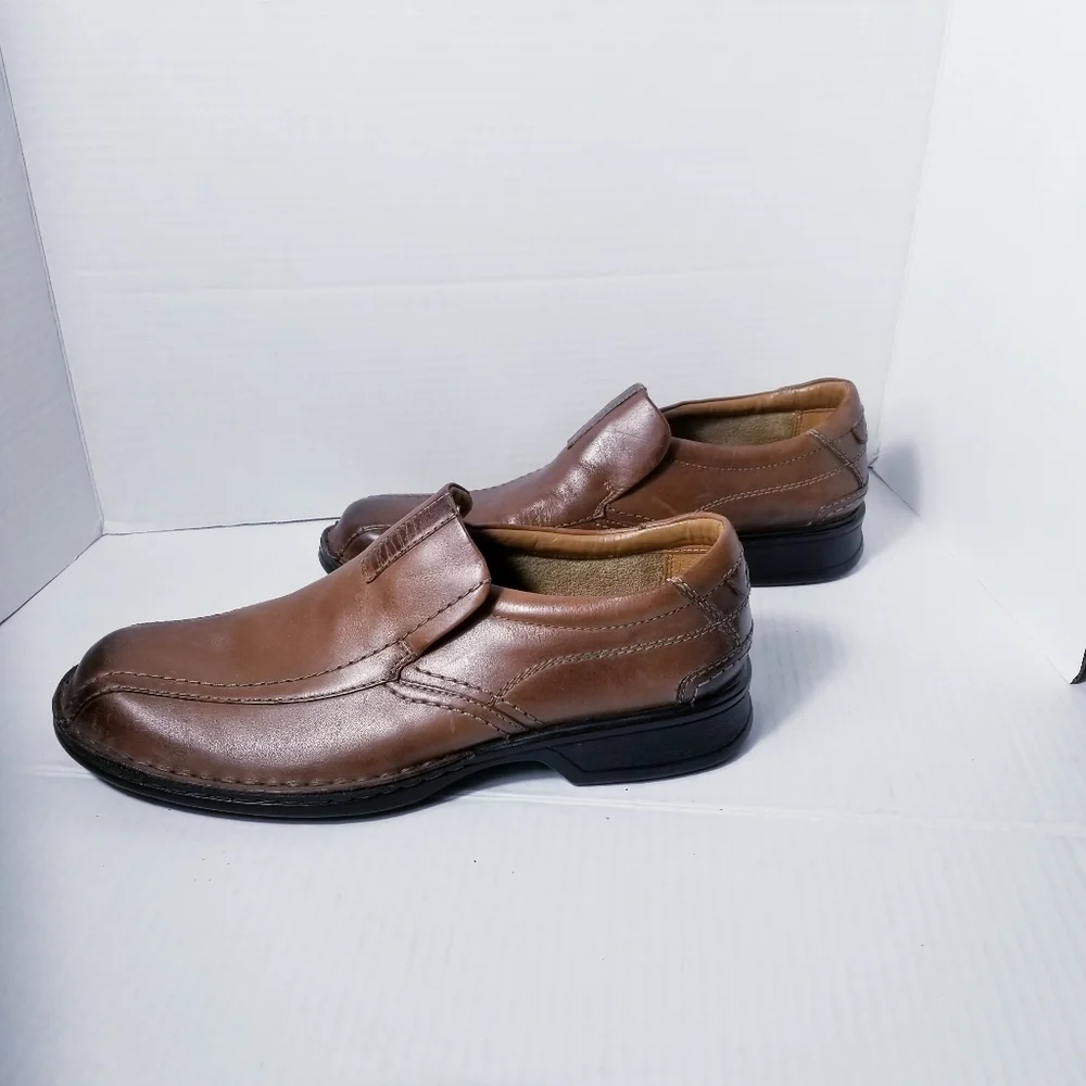 CLARKS COLLECTIONS MEN'S STEP LOAFER BROWN LEATHER SOFT CUSHION SIZE 10.5
